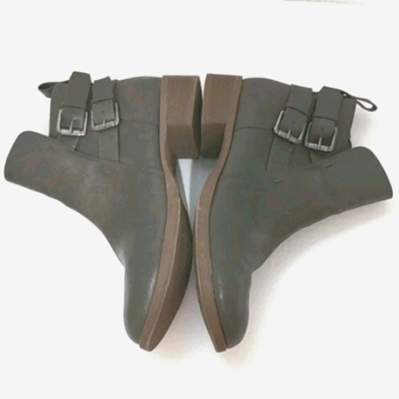 OLD NAVY ANKLE BOOTS SIZE 7 - Picture 7 of 15